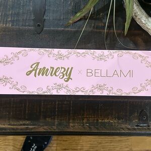 Amrezy x Bellami Pink and Gold Hair Extension Box